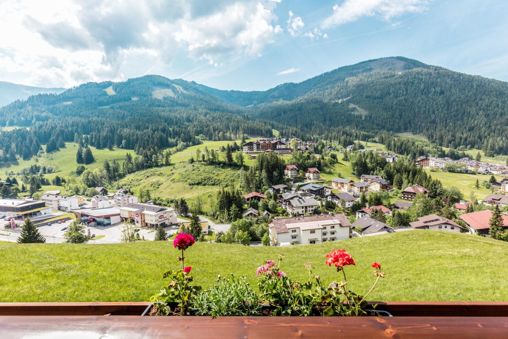 Villa Gutzingerhof Bad Kleinkirchheim Exterior foto