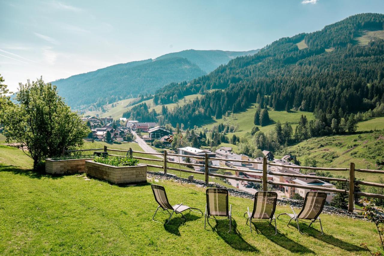 Villa Gutzingerhof Bad Kleinkirchheim Exterior foto